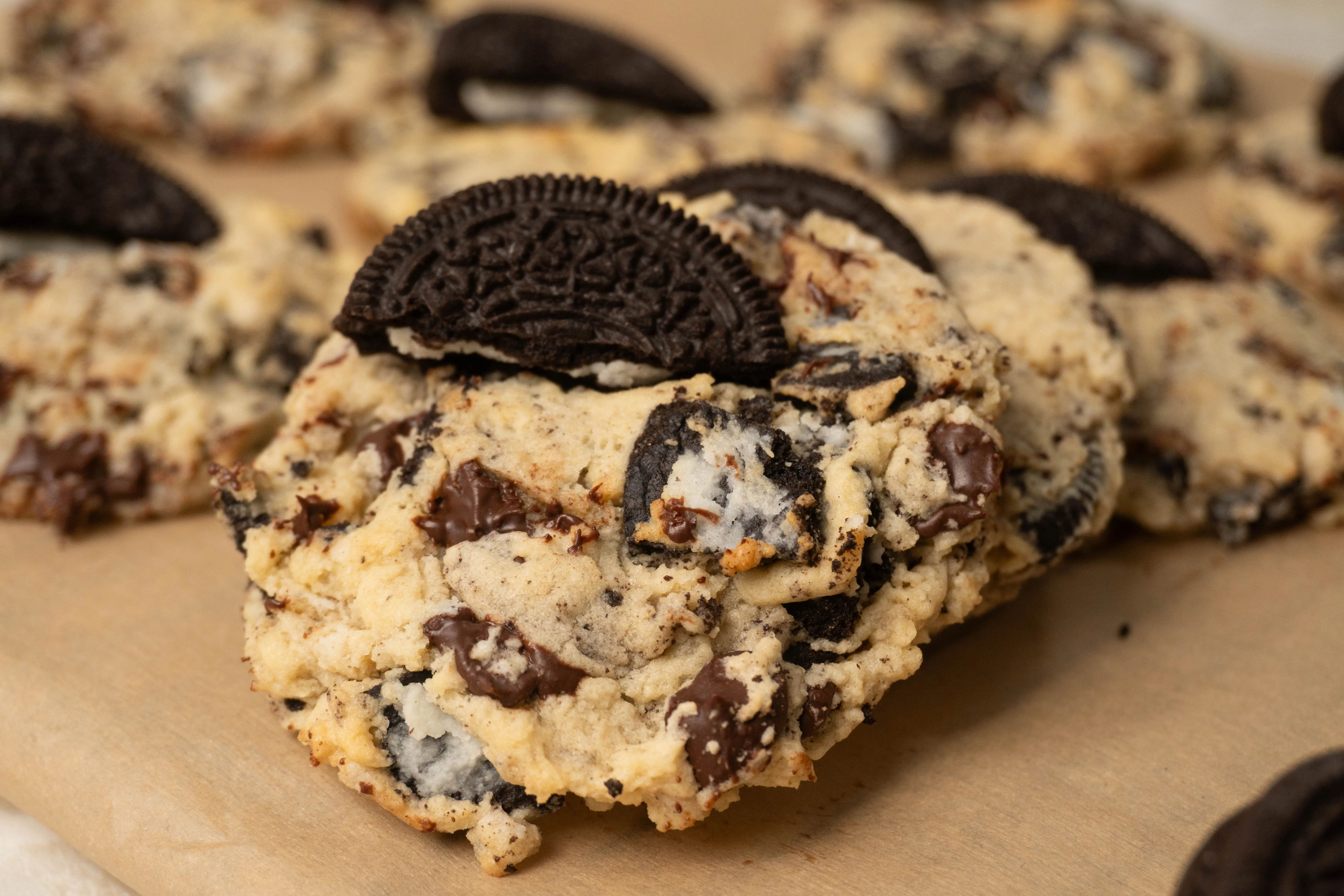Cookies & Cream Cookies